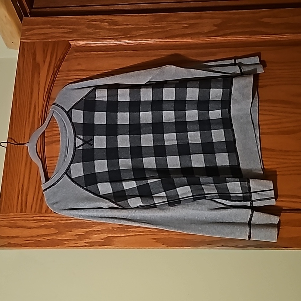 Eddie Bauer Checkered Sweatshirt L